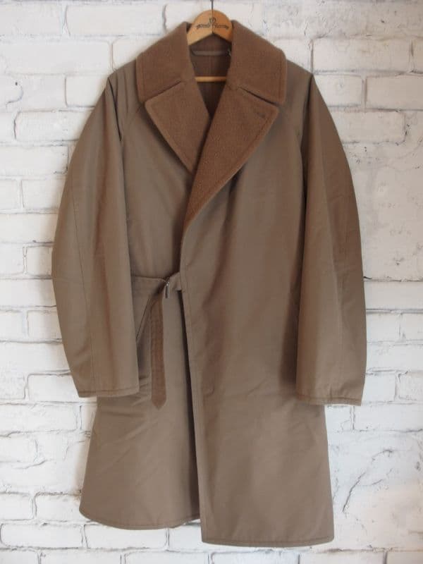 コモリ コットンギャバタイロッケンコート (X01-04001)[ブラック]