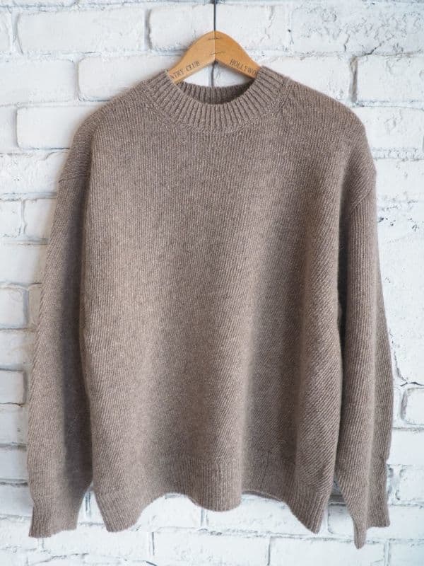 カシミヤクルーネックニット[カシミヤ]