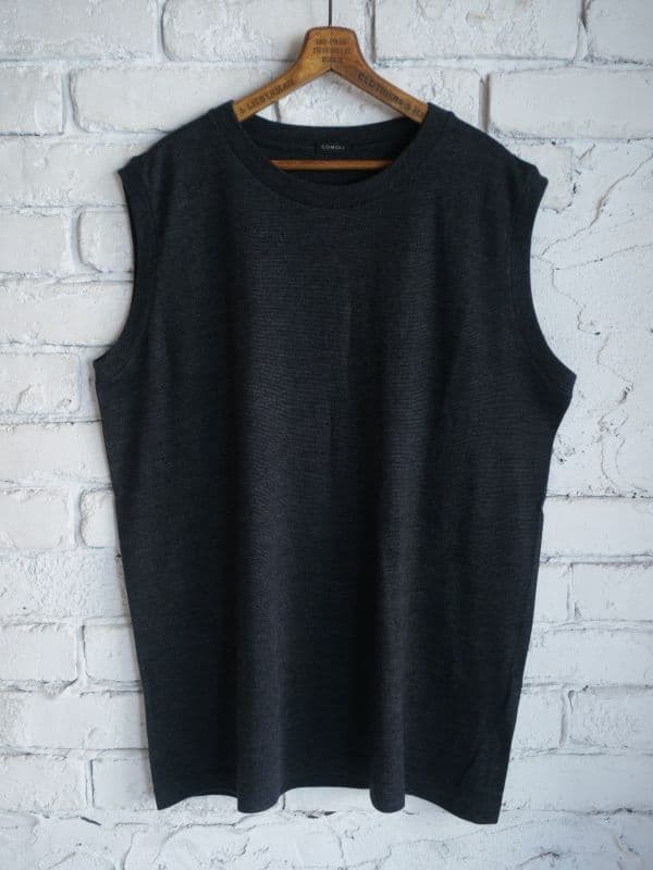 ウォッシュドシルクノースリーブ[グレー]