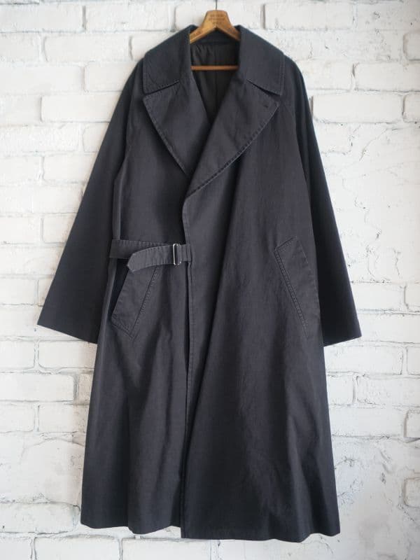 コモリ ウォッシュドタイロッケンコート (V01-04008)[ブラック]