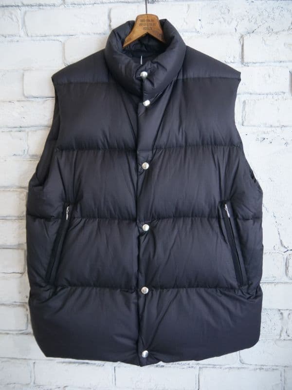 ダウン ベスト