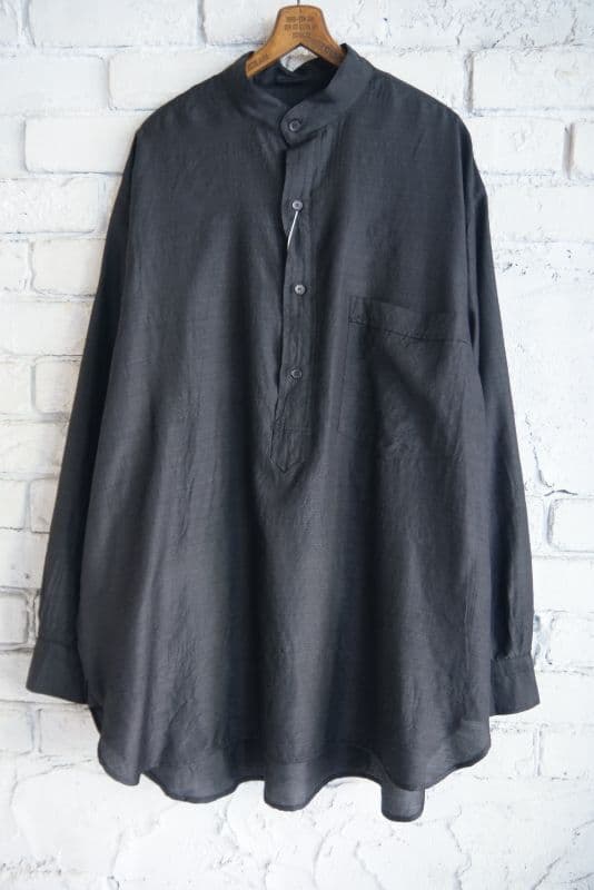 コモリ ウールシルクプルオーバーシャツ (Z01-02009)[チャコール]