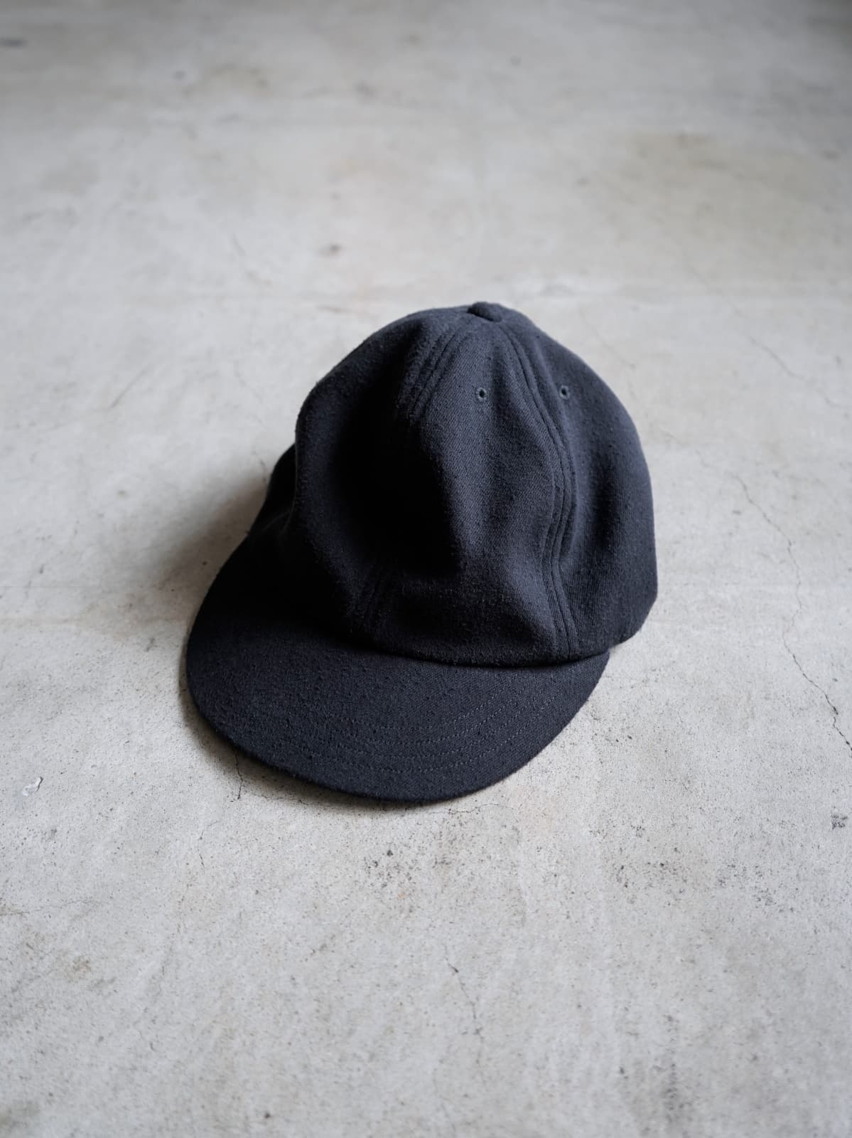 COMOLI シルクネップ キャップ