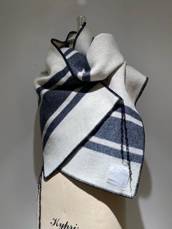 WOOL BLANKET SCARF