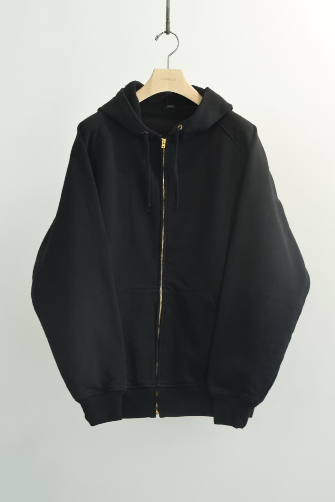 COMOLI コットン 裏毛 ジップパーカ