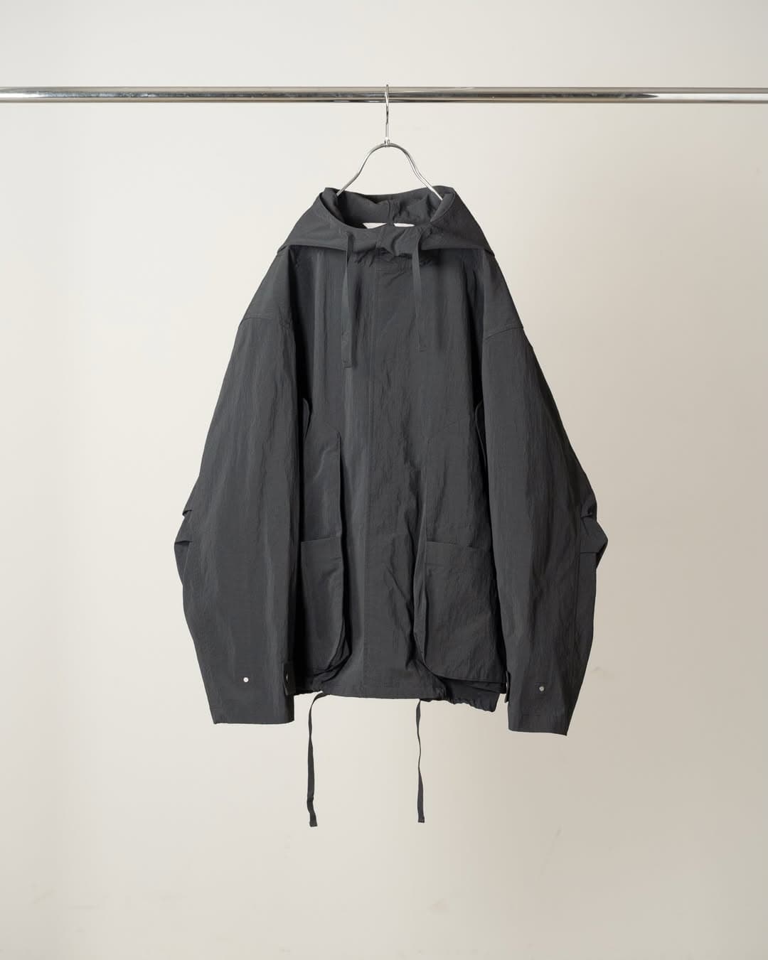 ANCELLM WRINKLED NYLON OVER HOODIE