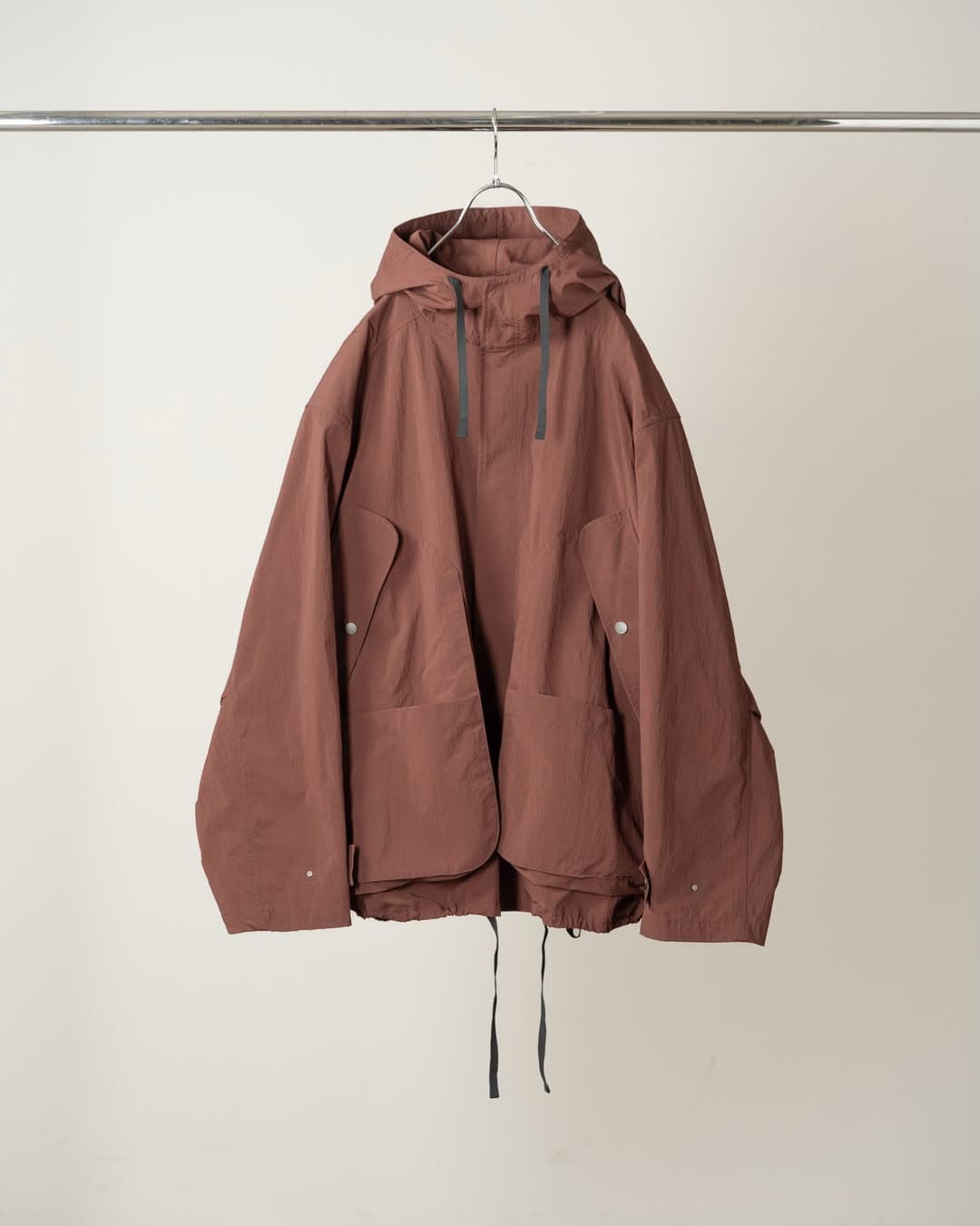 ANCELLM WRINKLED NYLON OVER HOODIE