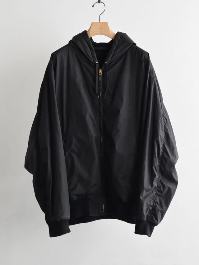 COMOLI コットンナイロン ジップパーカ