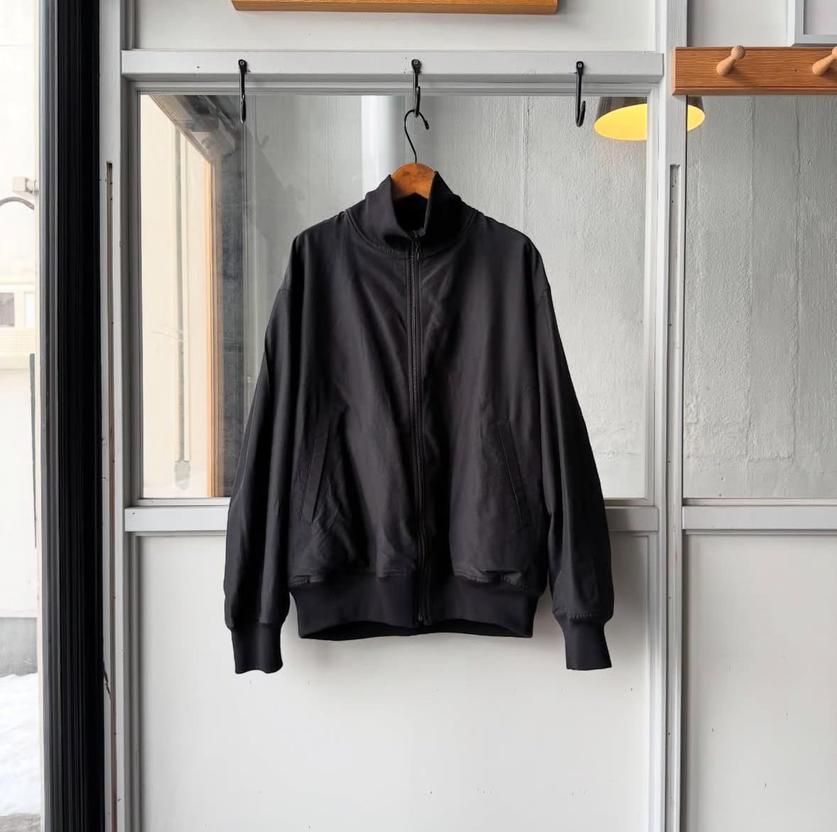 リバーシブル トラックジャケット