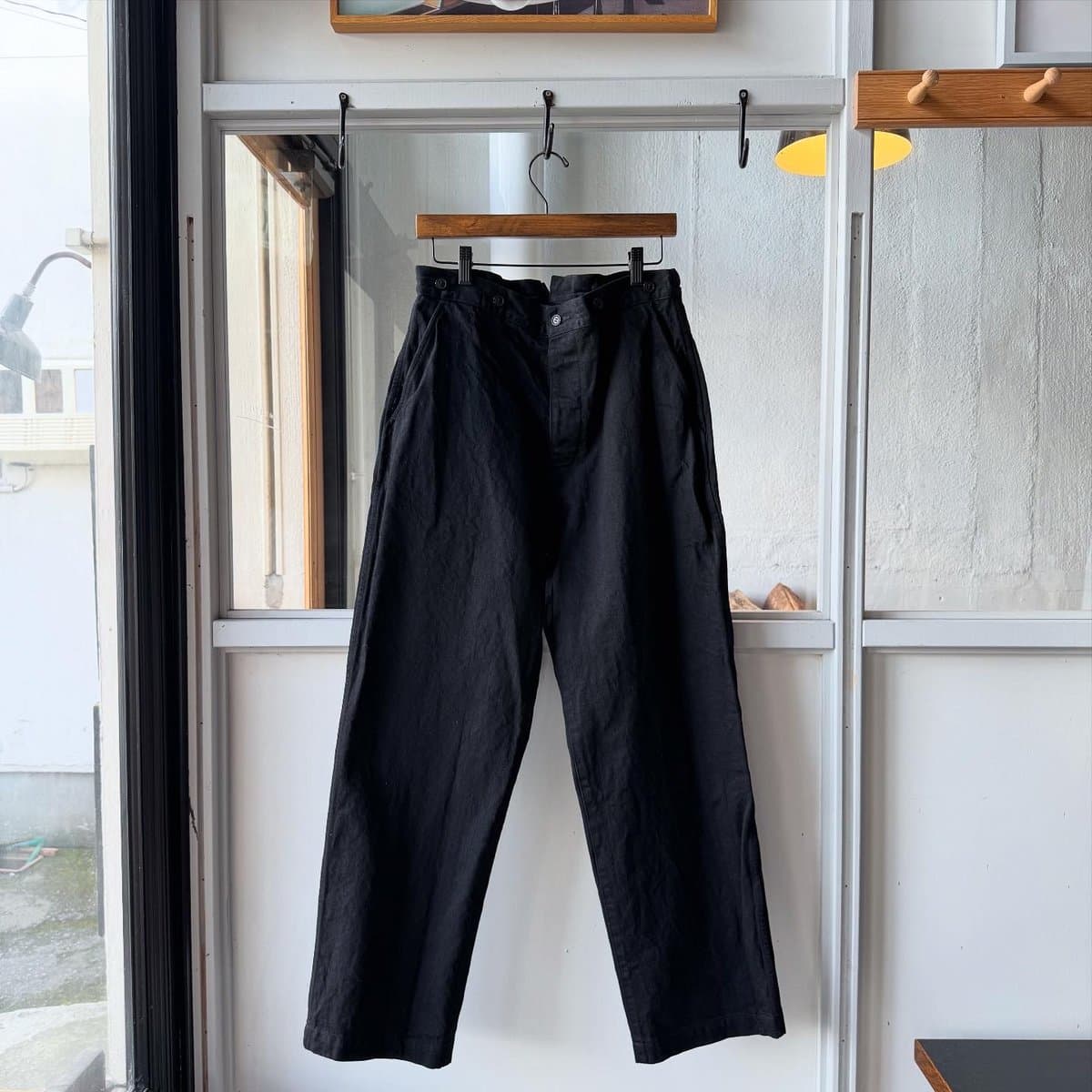 ブラックデニム オーバーパンツ