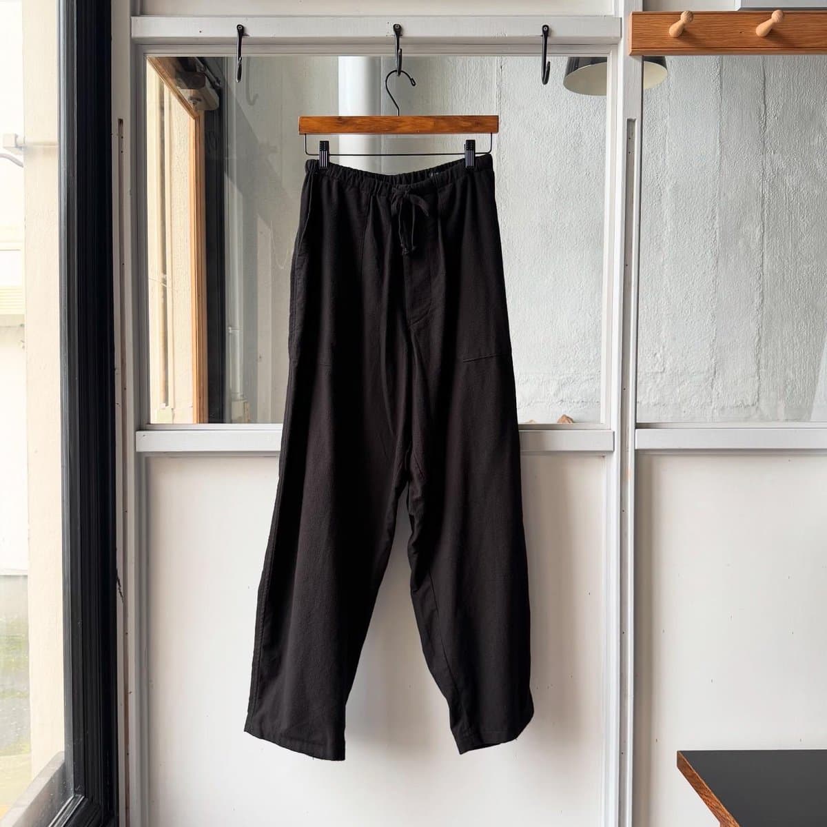 コットンネル テーパードパンツ