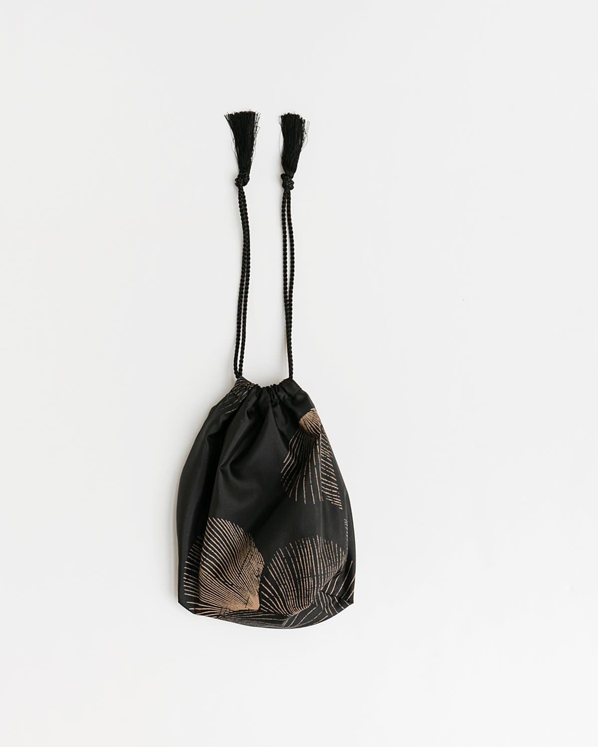 _ シルクシェル ポーチ S