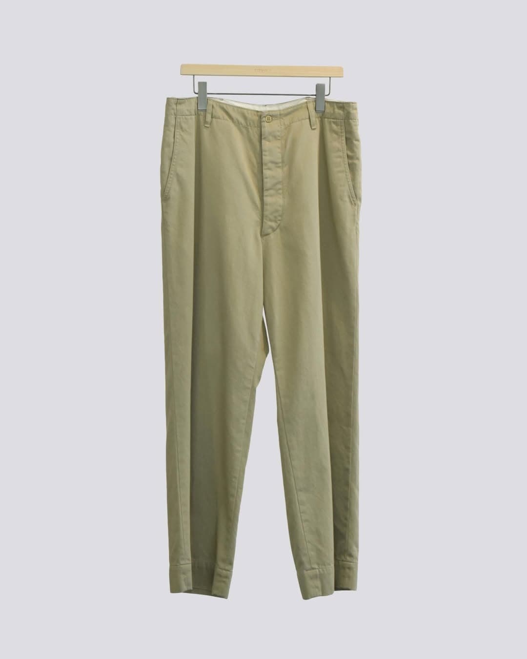 KHAKI チノパンツ